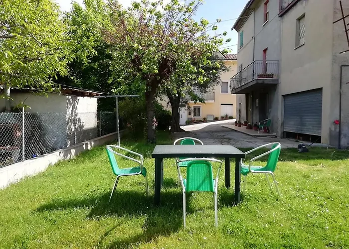 Il Canto Dei Galli * Monte Colombo