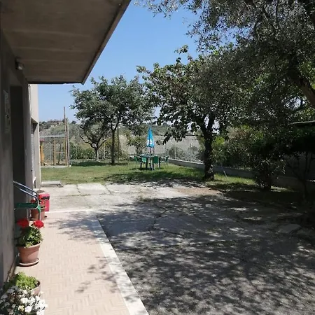 Il Canto Dei Galli Apartman *