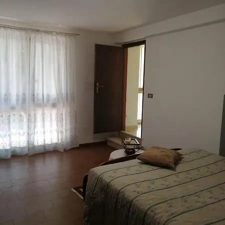 Il Canto Dei Galli * Monte Colombo